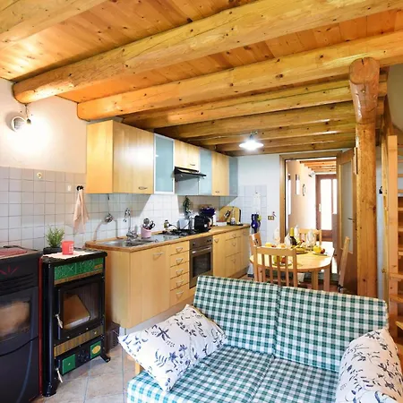 2 Bedroom Cozy In * Arsie