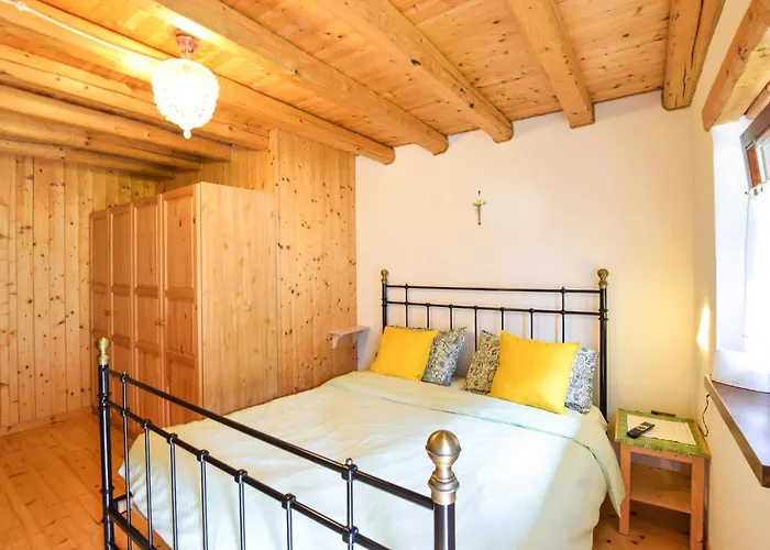 شقة 2 Bedroom Cozy In Arsie